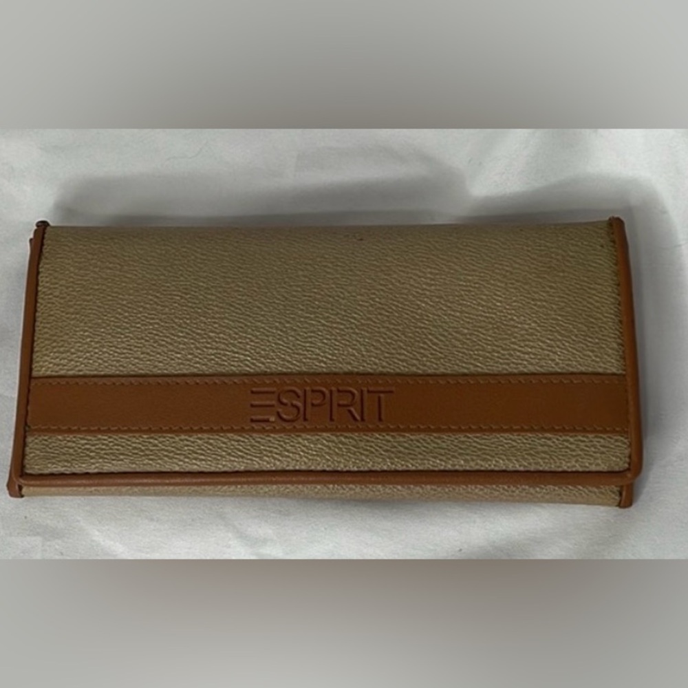 Esprit Vintage Wallet Tan Used from 1980’s